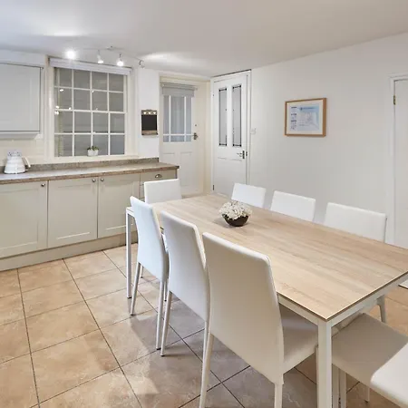 Victoria Townhouse * Whitby