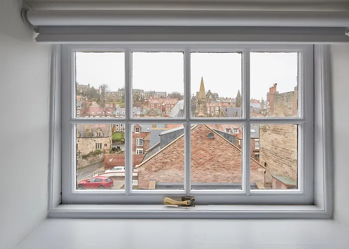 Victoria Townhouse *